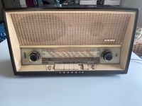 Grundig 2320 Radio, Sammlerstück, 60 Jahre alt, funktioniert! Hessen - Eschborn Vorschau