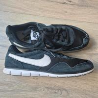 Nike 41 Schuhe Sneaker schwarz weiß Nordrhein-Westfalen - Elsdorf Vorschau