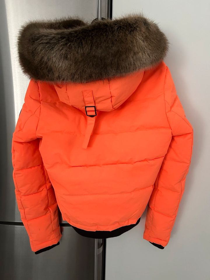 Superdry Skijacke orange in Kaarst