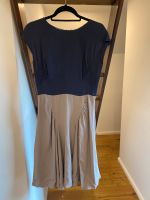 Neuwertiges PRADA Milano Midi-Kleid blau/grau Berlin - Treptow Vorschau