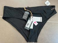 Protest Bikinihose MixFacets Black Gr. M 38 NEU Rheinland-Pfalz - Altrich Vorschau