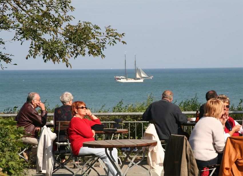 Ostsee und Seebad Warnemünde im eigenen Haus in Ruhe genießen in Rostock