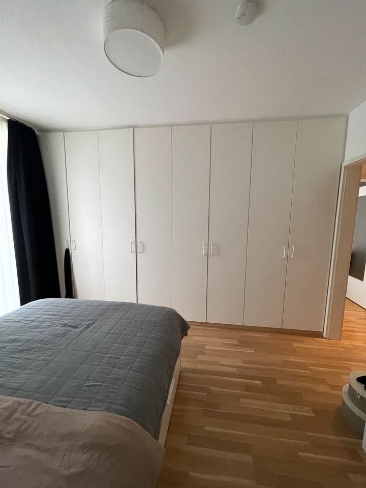 Helle 2-ZKB Wohnung im Grüneburgweg mit EBK & Parkett in Frankfurt am Main