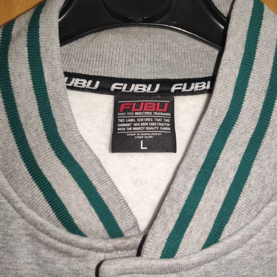 Fubu Collegejacke Jacke grau L neu in Saarbrücken