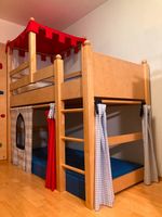 Spielbett Ritter Kasperltheater Kaufladen Massivholz Kinderzimmer Kr. München - Ismaning Vorschau