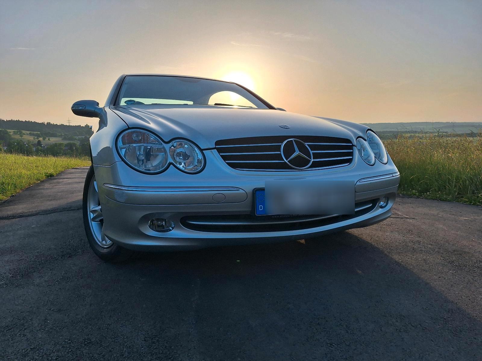 Abbildung des Autos Mercedes Benz CLK Kompre…
