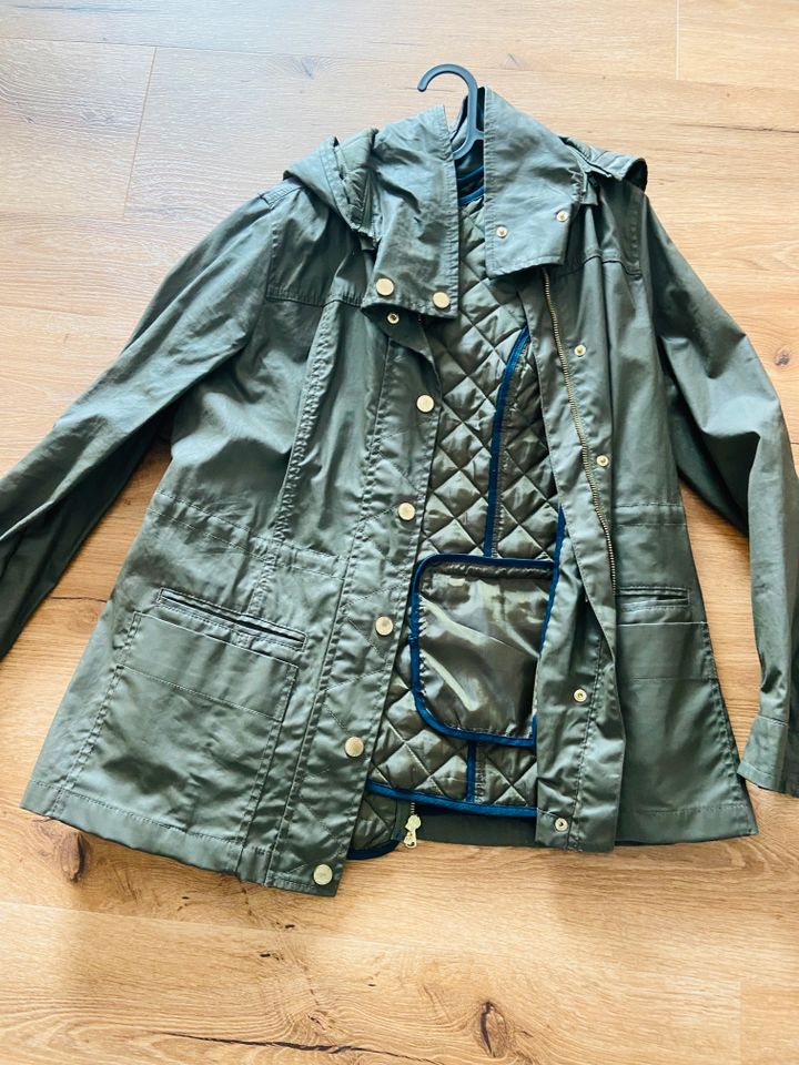 Tommy Hilfiger Jacke in Duisburg