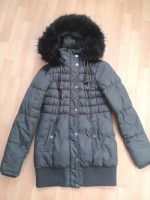 Winterjacke mit Kapuze und Fellkragen Brandenburg - Bernau Vorschau