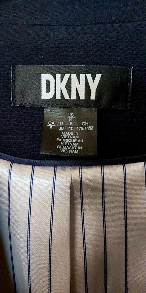 DKNY. Blazer. Größe 8. in Schwäbisch Gmünd