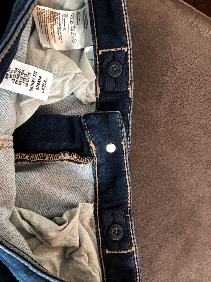 Wie neu! Jeans / Hose Skinny Fit in Größe 158 - H&M? in Langenau