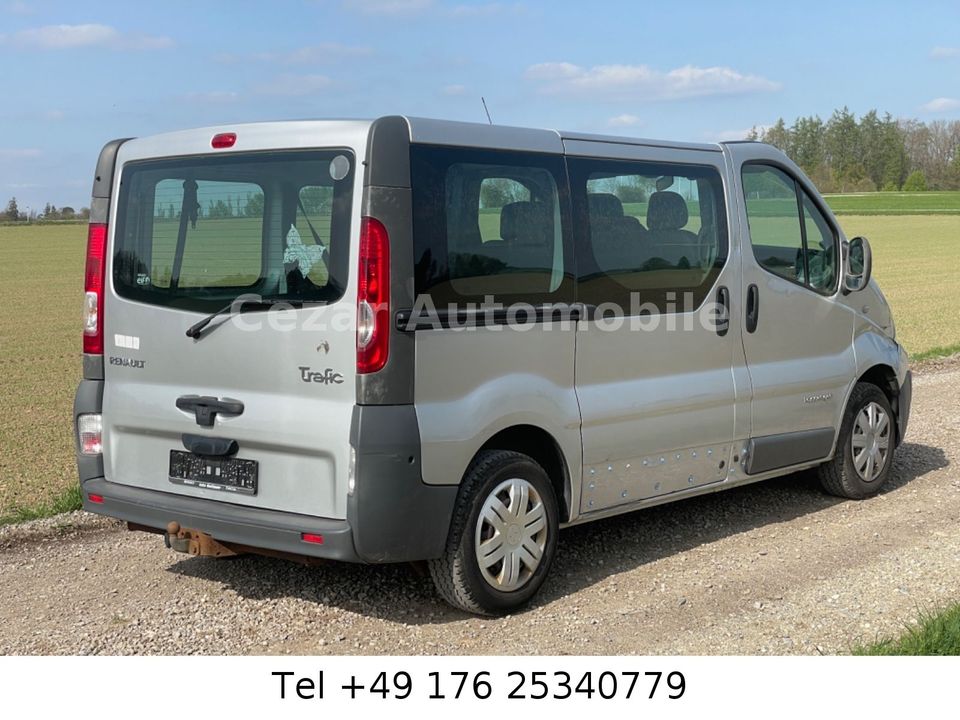 Renault Trafic 2.0 DCi * 9 Sitze * Klima * AHK in Landshut