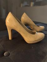 Neu ! Tamaris Pumps beige Gr 39/40 Bayern - Riedering Vorschau