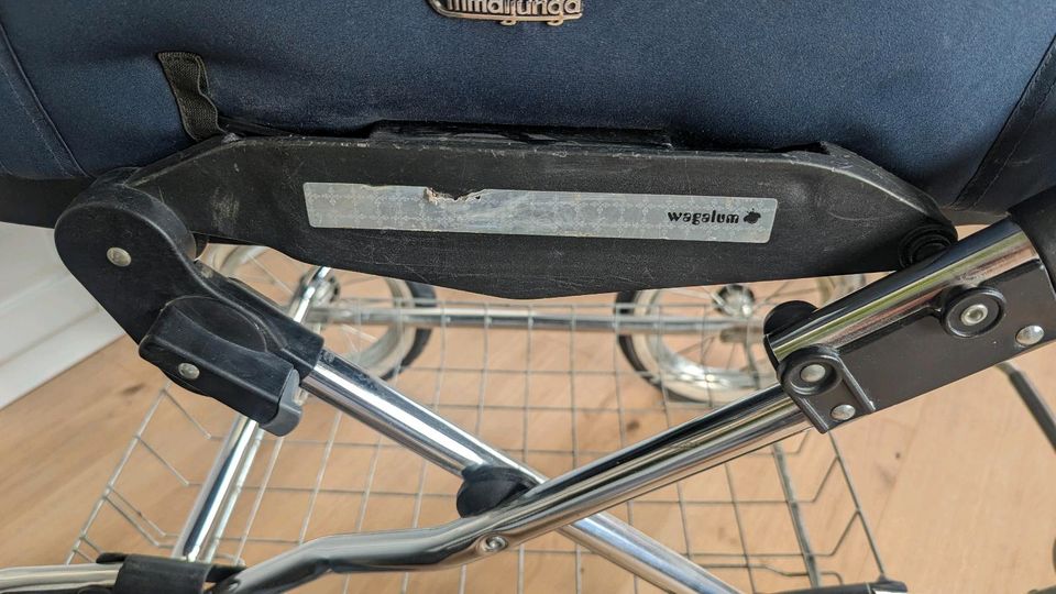 Emmaljunga Kinderwagen, Sportwagen, Buggy, geländegängig, marine in Zarrendorf