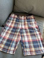 Tommy Hilfiger Shorts gr.176 Nordrhein-Westfalen - Olpe Vorschau