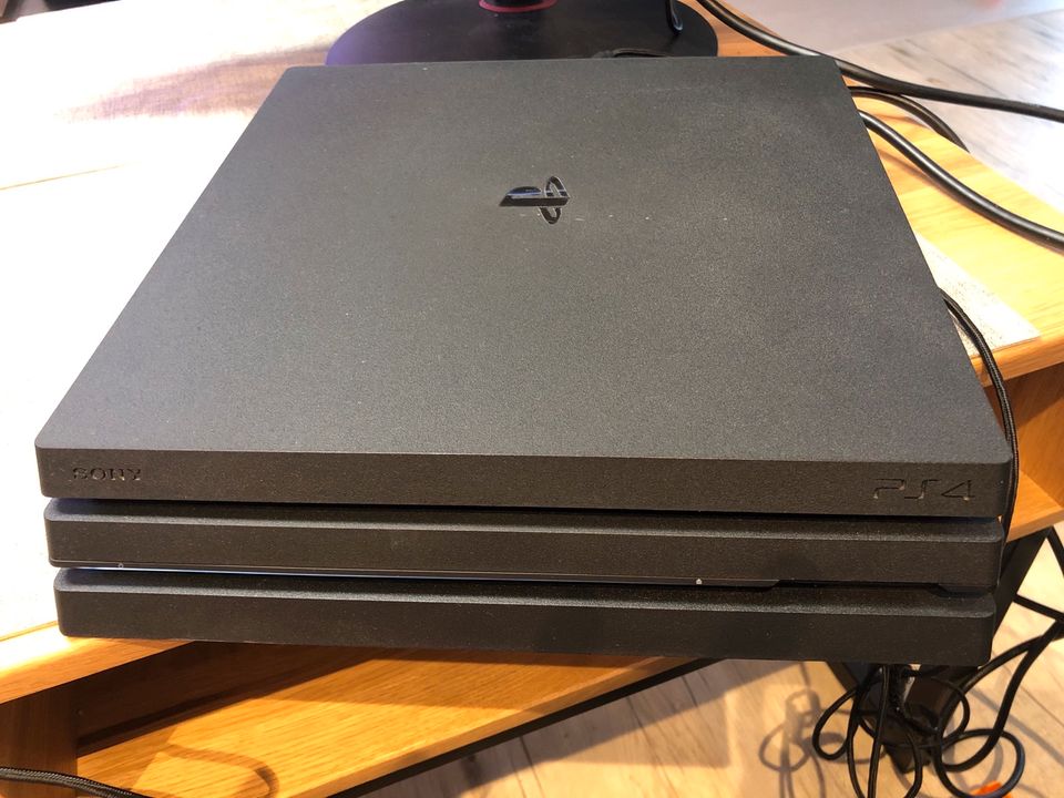 Ps4 pro, PlayStation 4 in Königsmoos