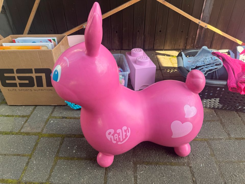 Raffy Hüpftier Hase Pink in Schwerte