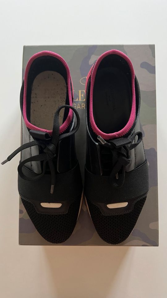 Balenciaga Race Runner in Mannheim