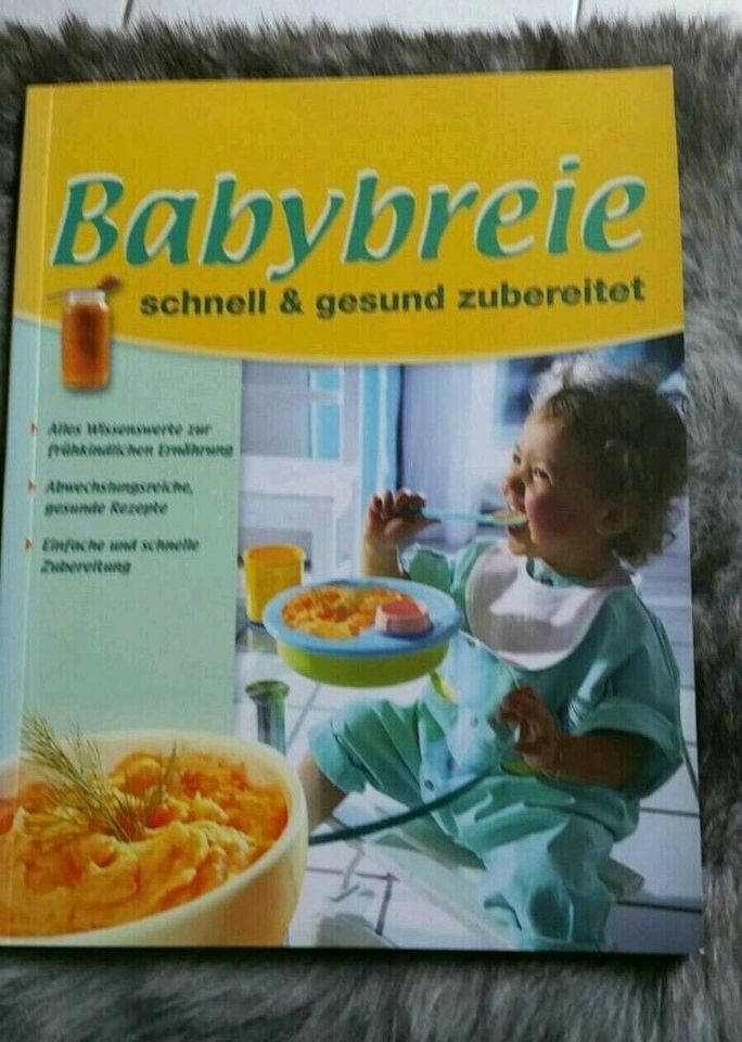 8 saubere Bücher zum Thema Baby Stillen, Kochen, Ernährung in Rosenfeld