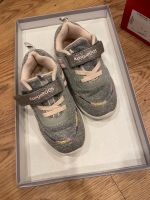 Zu verkaufen Mädchen Schuhe 24 Nordrhein-Westfalen - Kleve Vorschau
