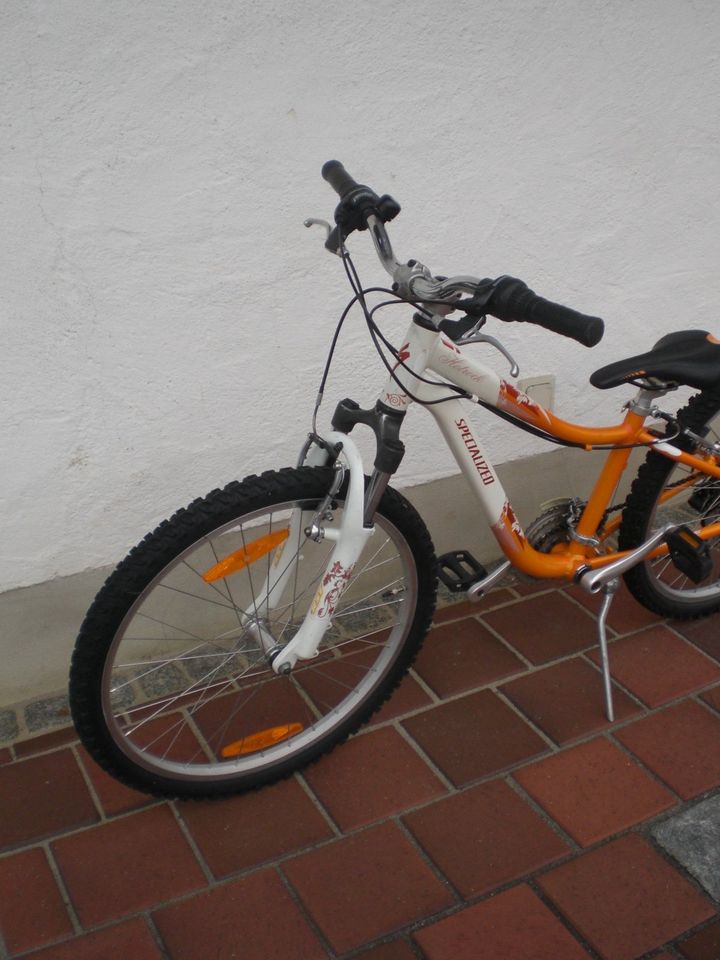 Mountainbike 24 Zoll Specialized 21-Gang Jugend + Bike-Service in Obertaufkirchen