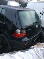 Schlachte Golf 4 16 l Bensin BJ 1998 Teile Getriebe AZD SitzeTepp Hessen - Korbach Vorschau