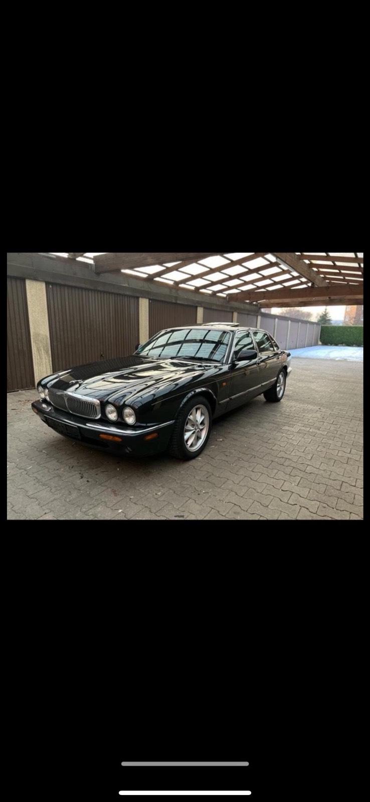 Abbildung des Autos Jaguar XJ X308 Sovereign…