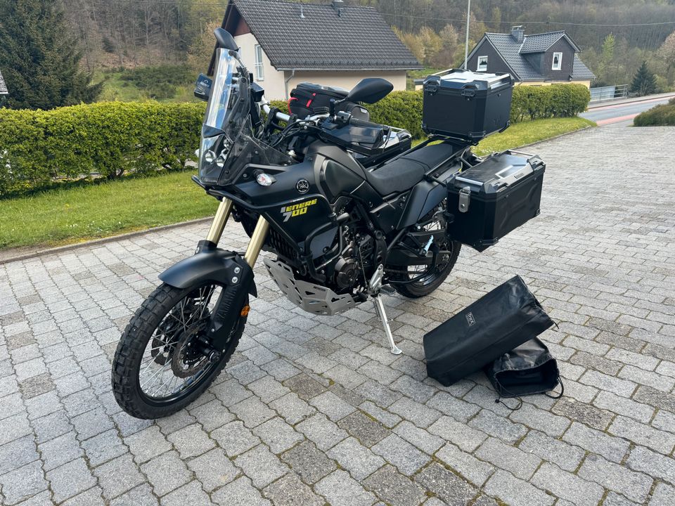Yamaha Tenere XTZ 700 Black Reiseenduro SW-Motech VOLLAUSSTATTUNG in Kirchhundem