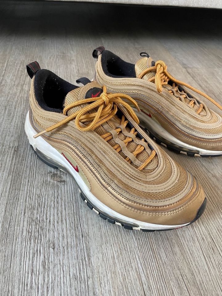 Nike Air Max 97 OG gold bullet in Viersen