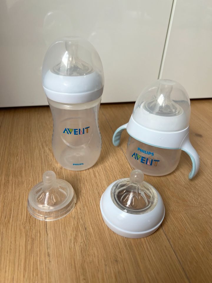 2 Philips Avent Babyflaschen Set extra Verschluss + extra Sauger in München