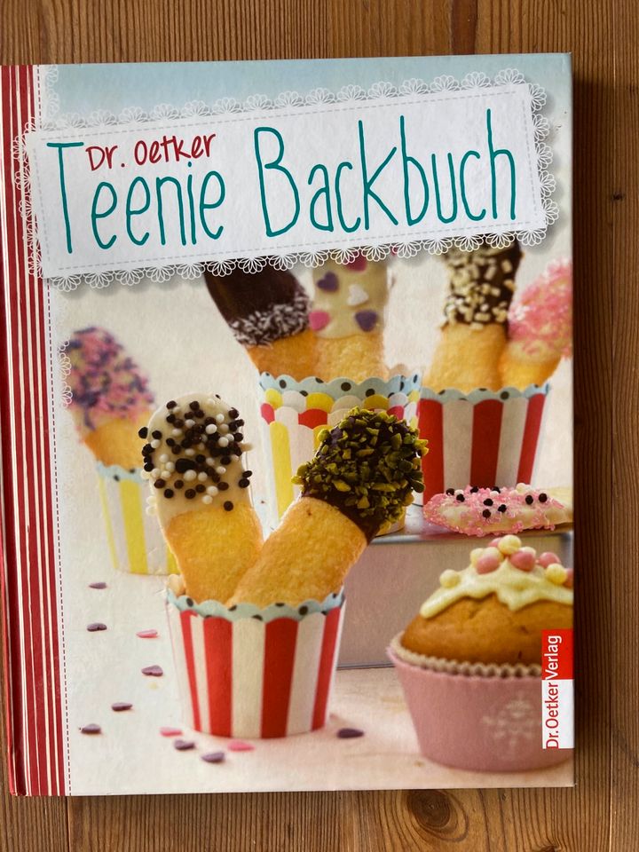 Dr Oetker - Teenie Backbuch in Bamberg
