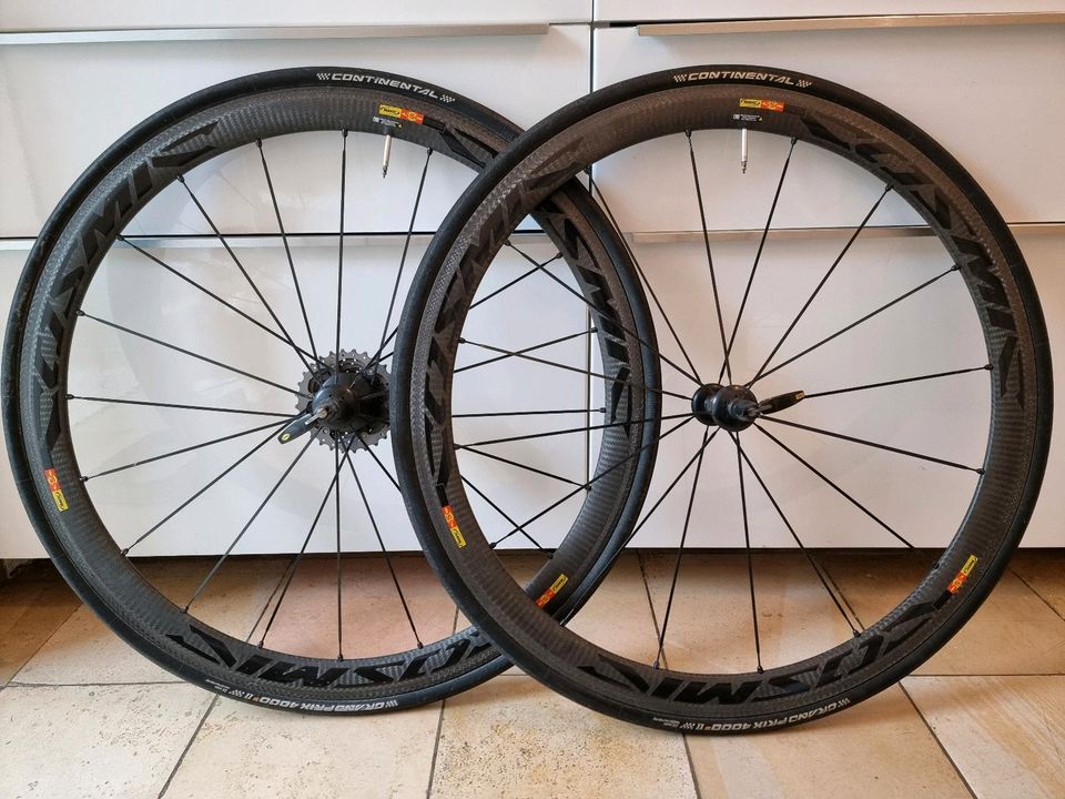 Mavic Cosmic Carbone Carbon CC40 Clincher Laufradsatz in Stuttgart