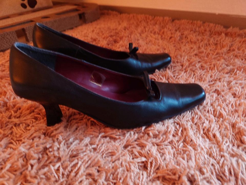 Damen Schuhe(Ital.), Leder, Größe 41 in Kaiserslautern
