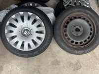 4 Stuck reifen mit Stahlfelgen 205/55 r 16 mit VW klappen Bayern - Landshut Vorschau