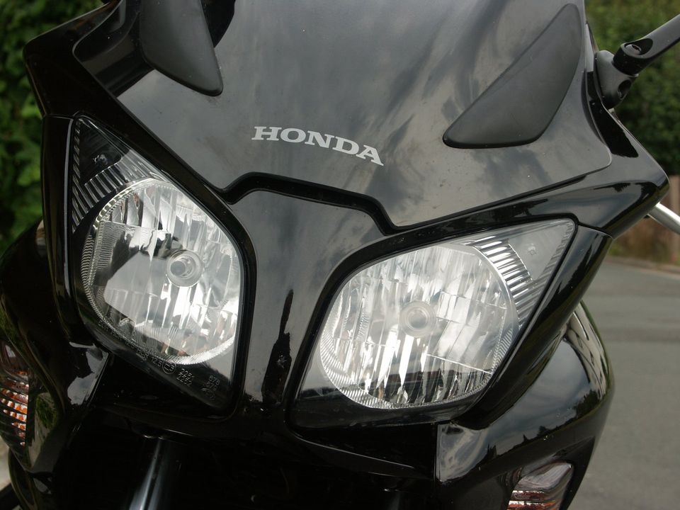 Honda CBF 1000 A SC58 schwarz ABS mit Zubehör ca. 20TKM in Forchheim