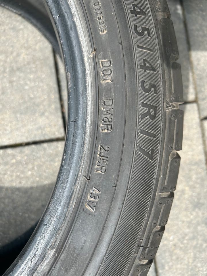 Reifen Dunlop 245/45/17 in Gondelsheim