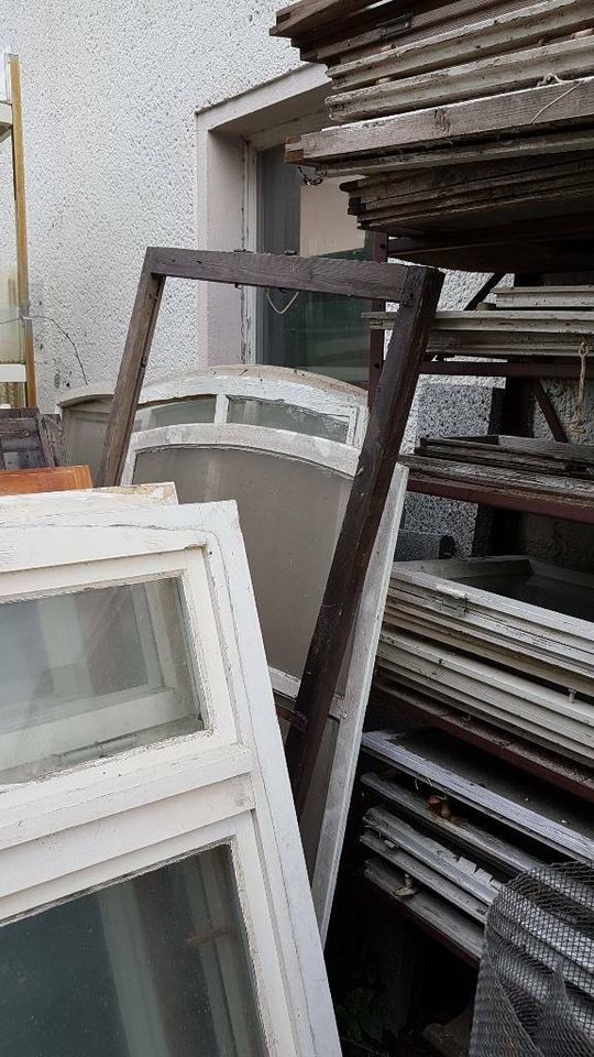 Fenster aus Holz unterschiedliche Größen und Formen-GEBRAUCHT in Frohburg