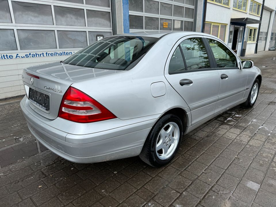 Mercedes Benz C180 Kompressor * Automatik * Klima * Scheckheft * in Salem