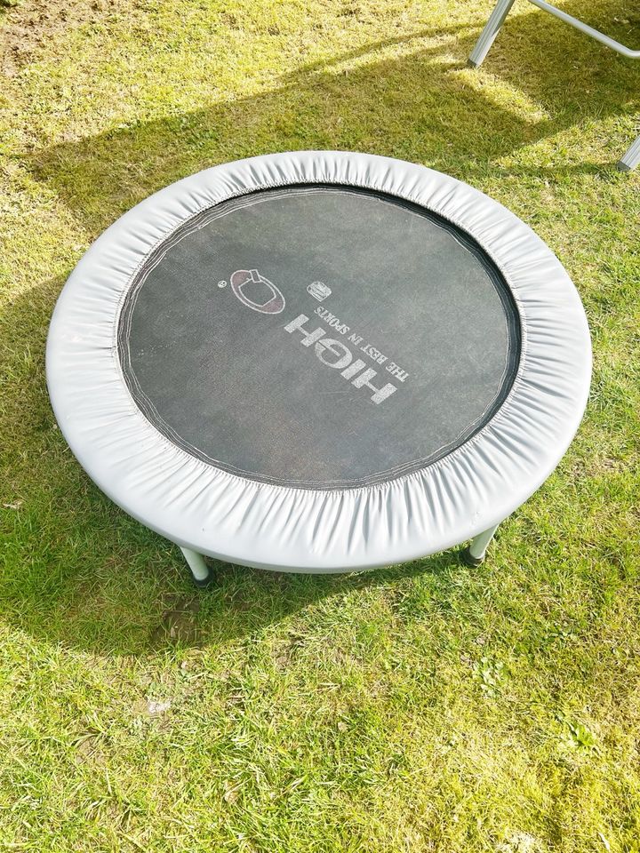 Hudora Trampolin klein 100cm in Wolfsburg