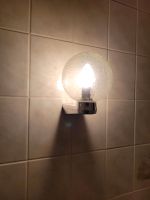 Lampe Wandlampe für Klo Bad Kugel gebraucht auf Chromsockel Sachsen - Niederwürschnitz Vorschau
