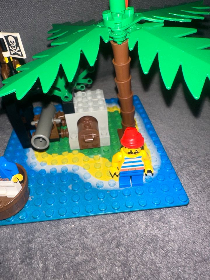 Lego 6260 Piraten Insel Shipwreck Island in Hohenwestedt