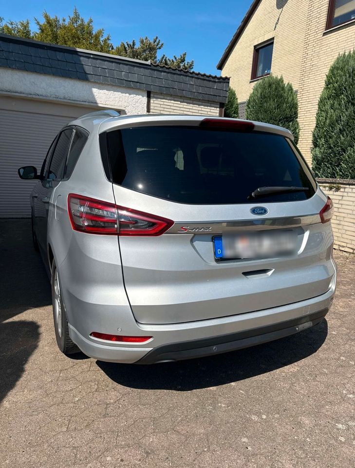 Ford S-Max Titanium 1,5 EcoBoost in Helmstedt