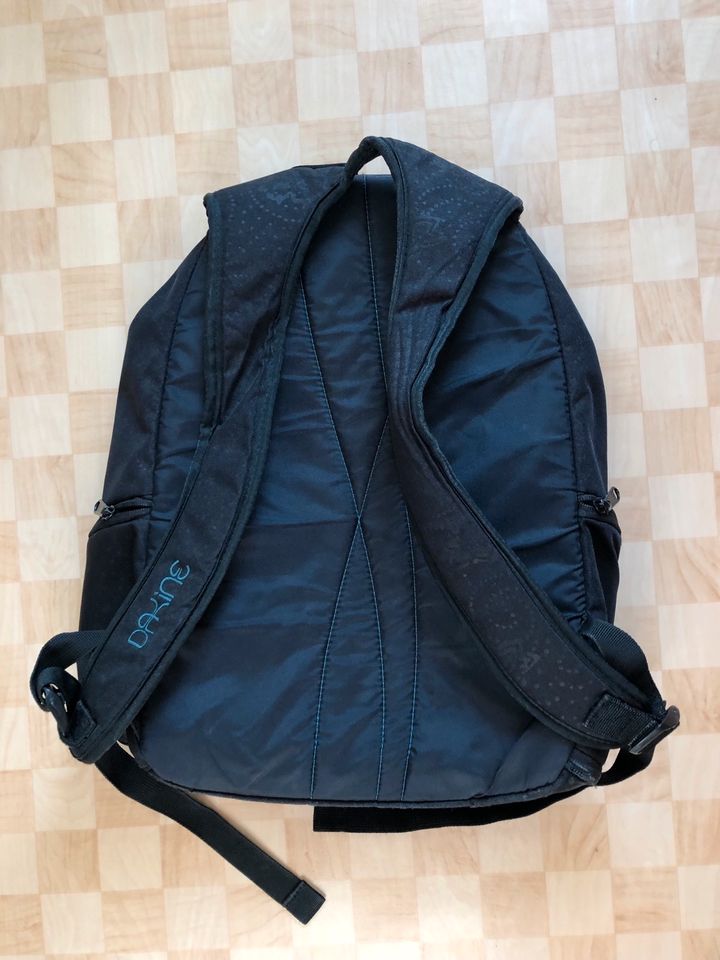 Schwarzer Dakine Rucksack / Schulranzen in Erfurt