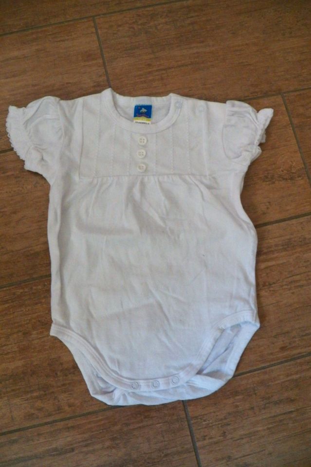 Baby Kurzarm Body Mädchen Socken neu festlich Taufe in Panschwitz-Kuckau