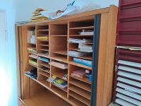 Schöner Retro Büroschrank mit Rollos aus Holz Frankfurt am Main - Dornbusch Vorschau