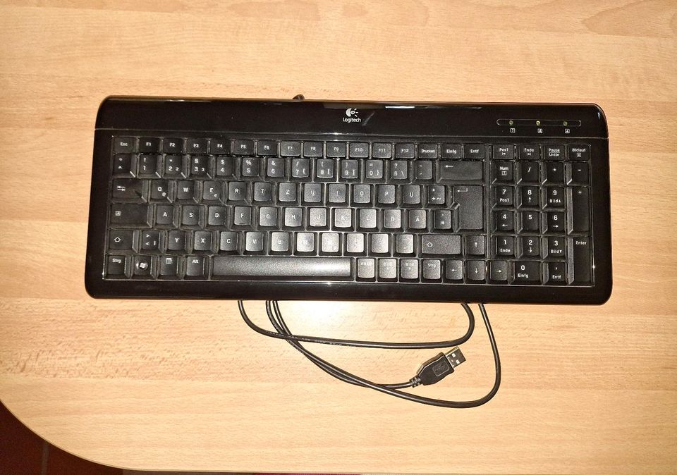 Logitech Tastatur in Kassel