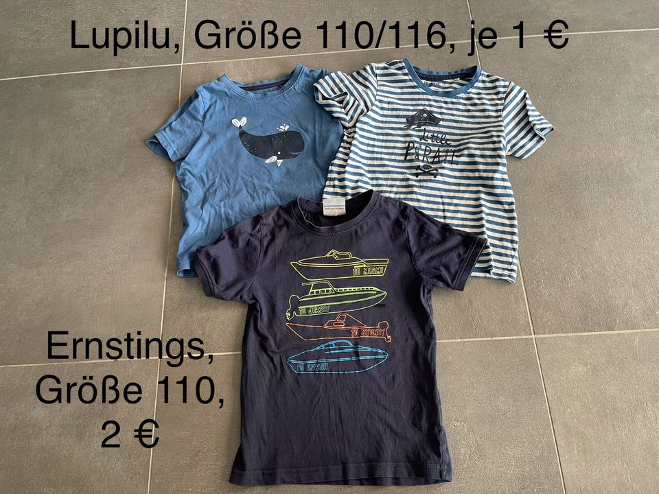 T-Shirts, Größe 110/116 und 110 in Essen