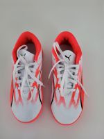 Puma Ultra Hallenschuhe, Weiß/Rot, Gr.31 Nordrhein-Westfalen - Lotte Vorschau