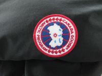 Canada Goose Damen-Winterparka Gr. M schwarz mit Fellkragen Nordrhein-Westfalen - Rietberg Vorschau