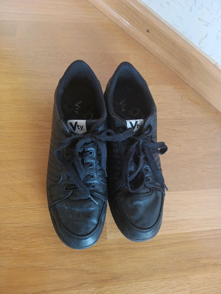 Schuhe Sneaker Damen schwarz Vty Größe 41 in Ulm