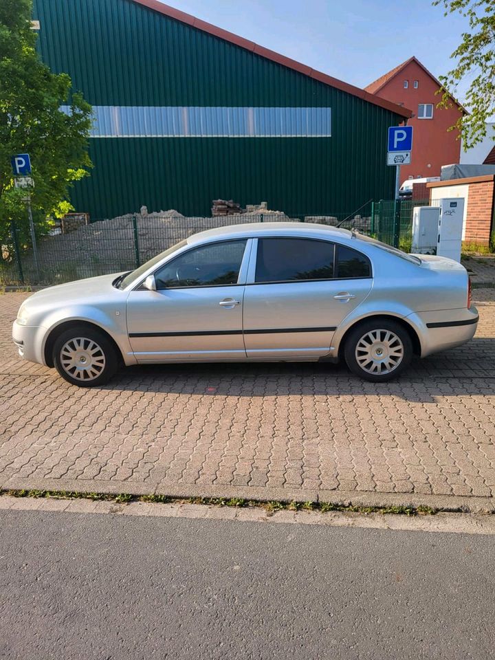 Skoda Superb 2.0 in Pattensen